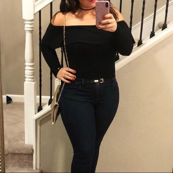 Forever 21 Tops - Worn once Forever 21 long sleeve ruffle bodysuit